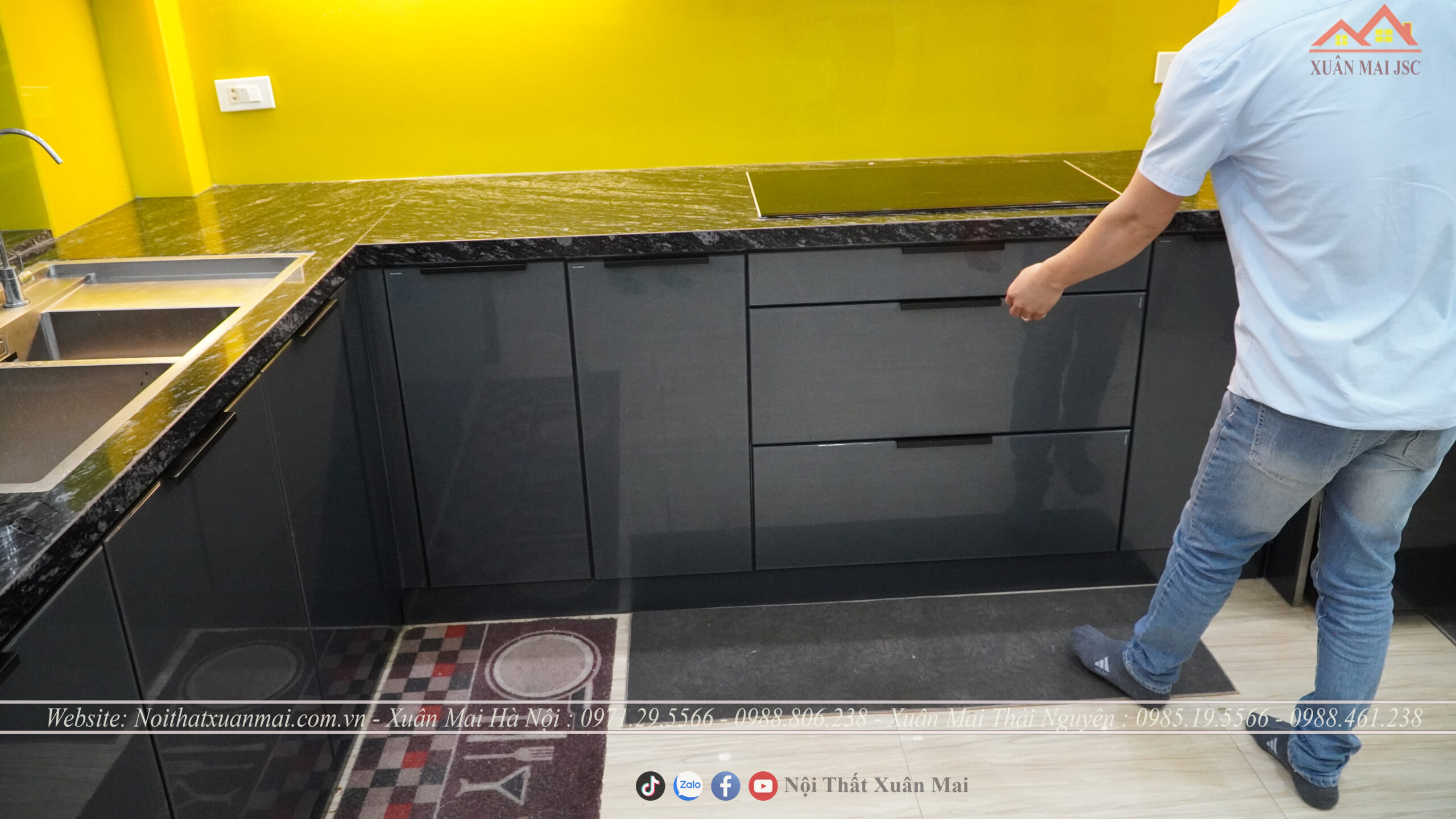 Tủ bếp inox cánh kính cường lực Anh Ngọc - Thái Nguyên 4