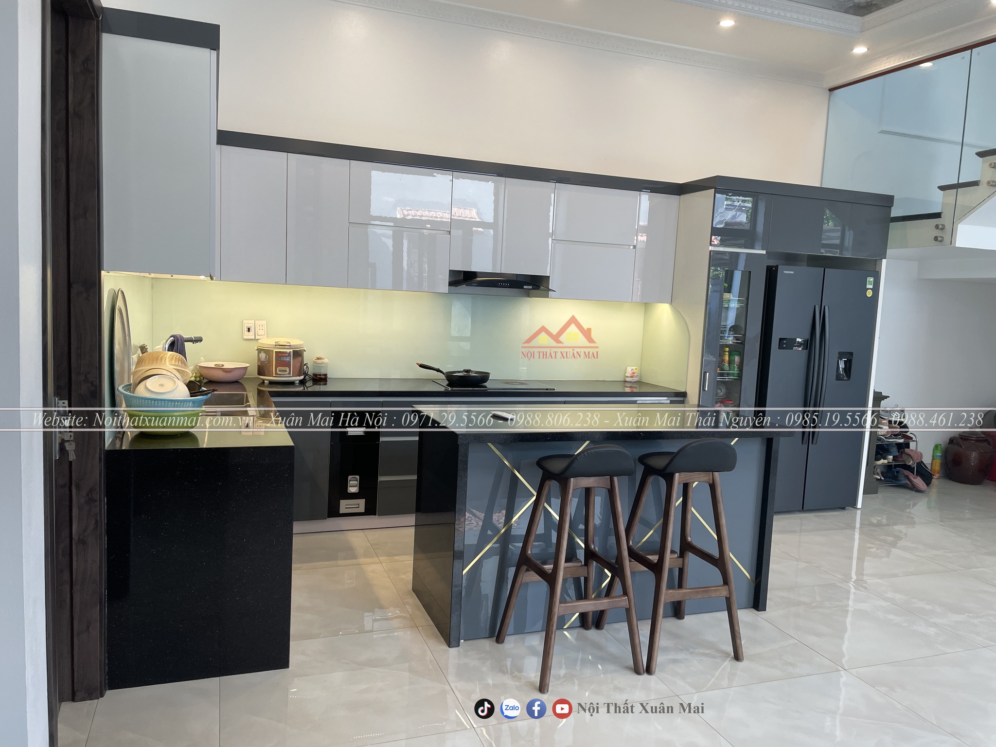 Tủ bếp nhựa Picomat chữ L 2