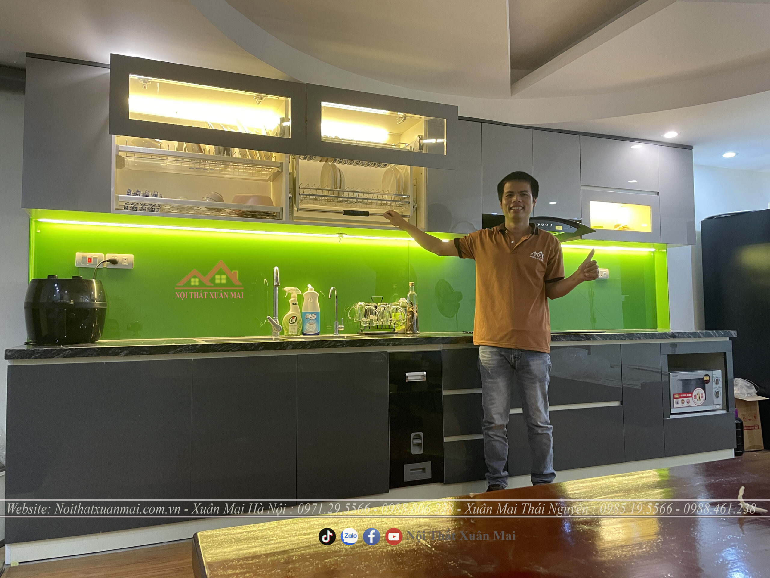 tủ bếp nhựa acrylic chữ I